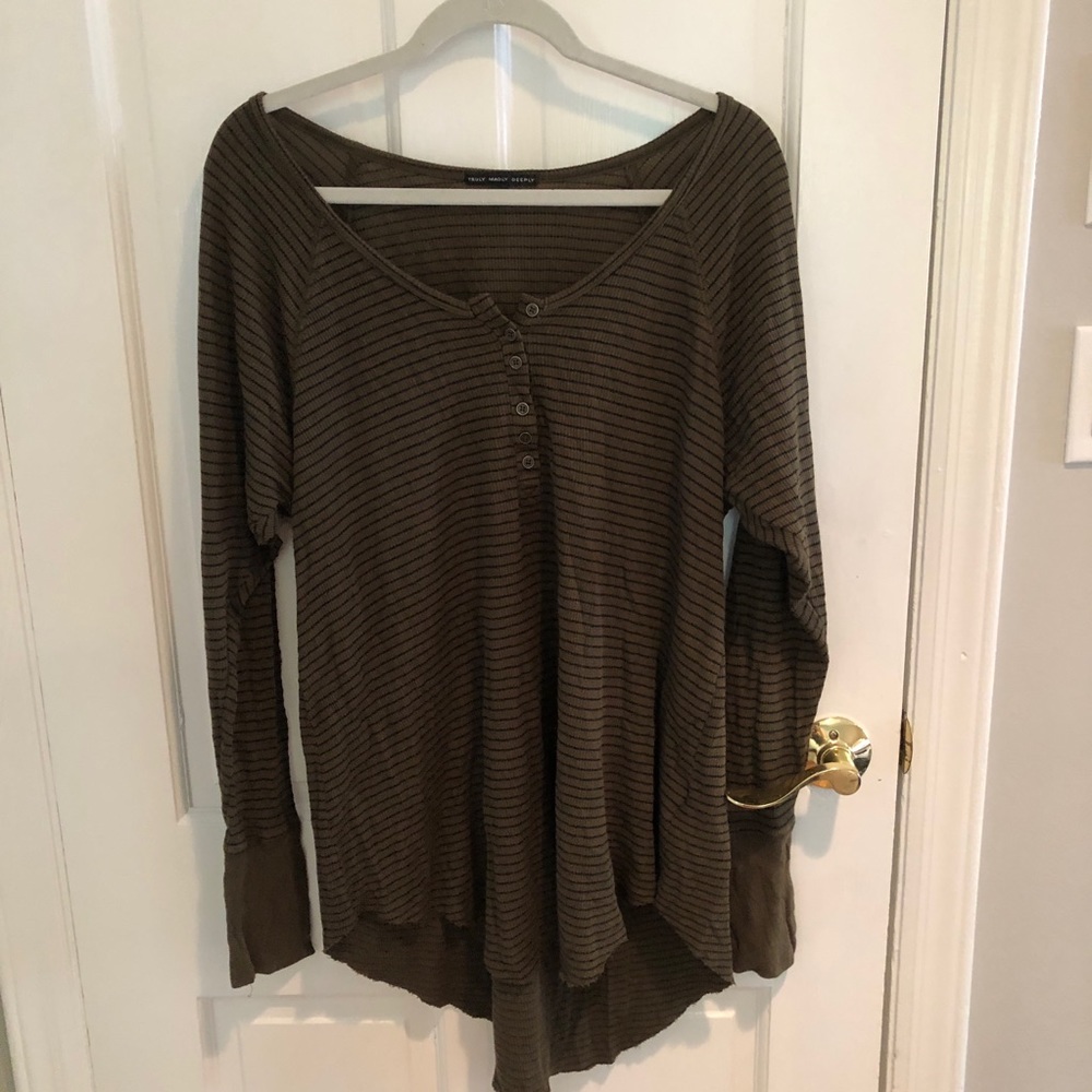 Urban outfitters truly madly deeply green top